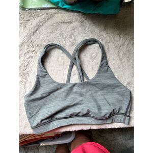 Lululemon Women's Energy Sports Bra Size 10 Gray Stripe Strappy Back Yoga